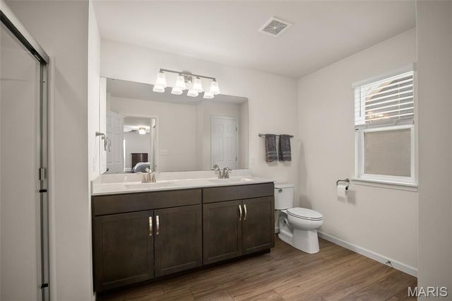 2714 Winding Valley Drive, Fenton, MO 63026