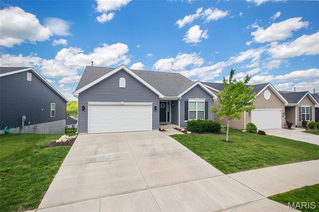 2714 Winding Valley Drive, Fenton, MO 63026