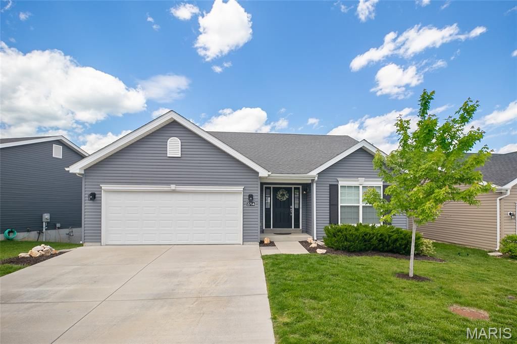 2714 Winding Valley Drive, Fenton, MO 63026