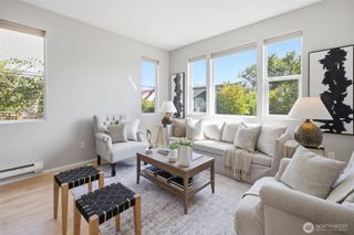7624 39th Avenue S, Seattle, WA 98118