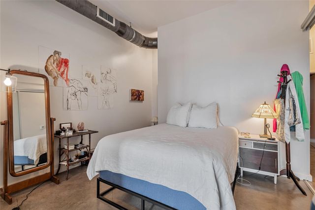 2124 E 6th ST 305, Austin, TX 78702