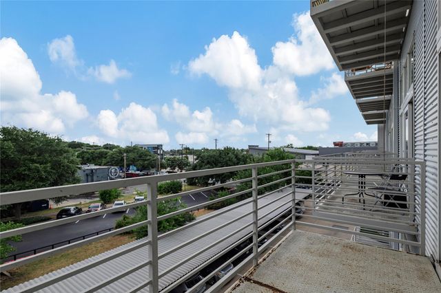 2124 E 6th ST 305, Austin, TX 78702