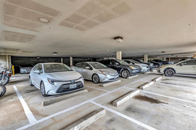 2124 E 6th ST 305, Austin, TX 78702