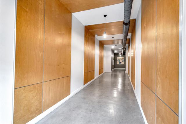 2124 E 6th ST 305, Austin, TX 78702