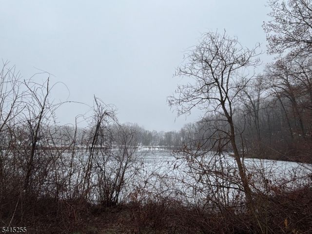 59 Woodland Dr, Vernon Twp., NJ 07462