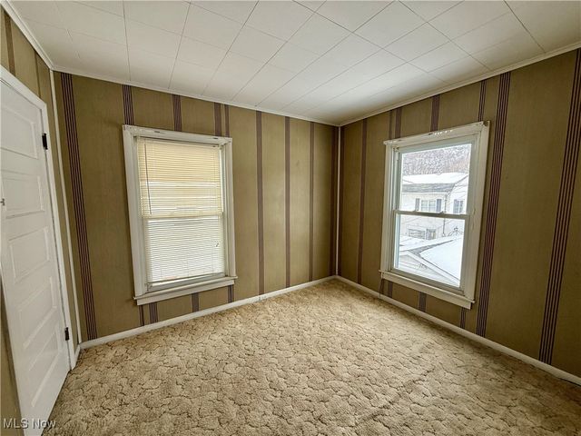 851 Ohio Avenue, East Liverpool, OH 43920