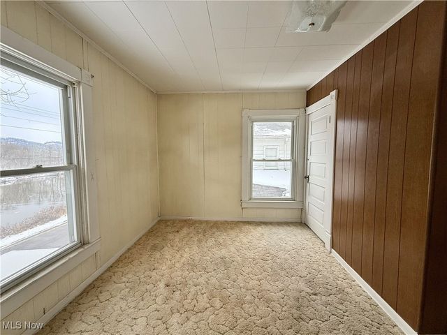 851 Ohio Avenue, East Liverpool, OH 43920