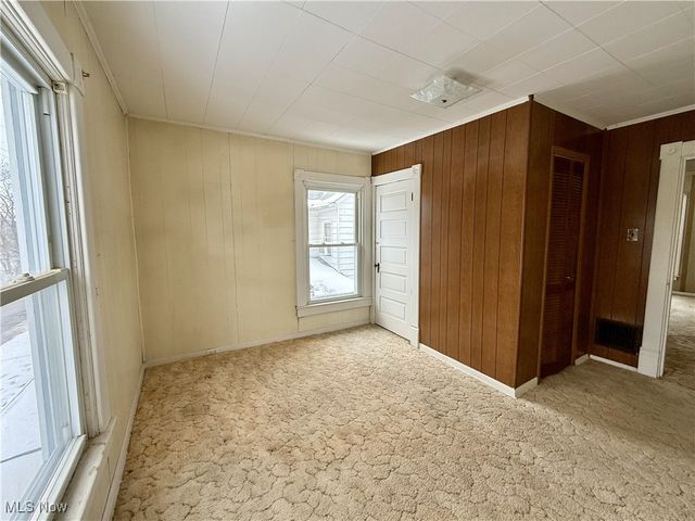 851 Ohio Avenue, East Liverpool, OH 43920