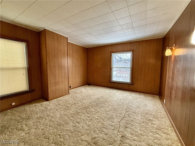 851 Ohio Avenue, East Liverpool, OH 43920