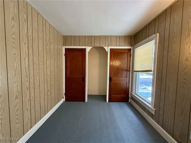 851 Ohio Avenue, East Liverpool, OH 43920