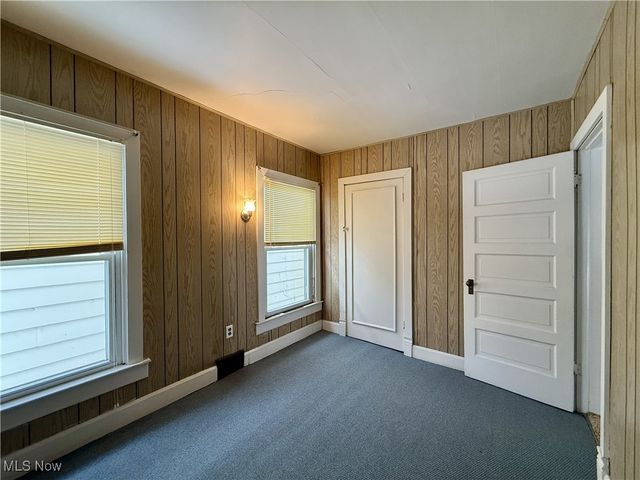 851 Ohio Avenue, East Liverpool, OH 43920