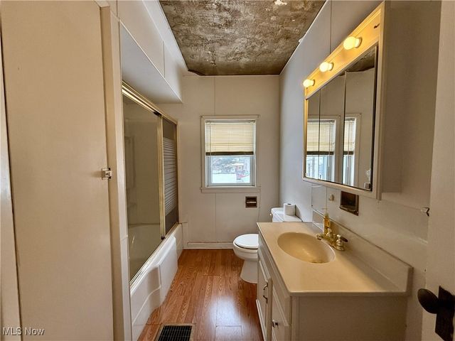 851 Ohio Avenue, East Liverpool, OH 43920