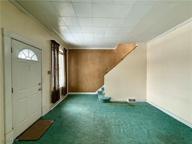 851 Ohio Avenue, East Liverpool, OH 43920