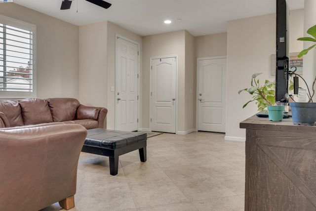 924 Poppy Drive, Brentwood, CA 94513