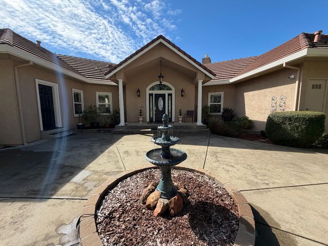 9830 Deer Hollow Trl, Browns Valley, CA 95918