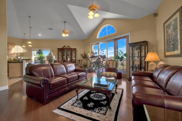 9830 Deer Hollow Trl, Browns Valley, CA 95918