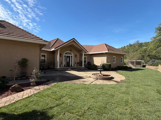 9830 Deer Hollow Trl, Browns Valley, CA 95918