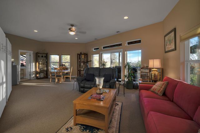 9830 Deer Hollow Trl, Browns Valley, CA 95918