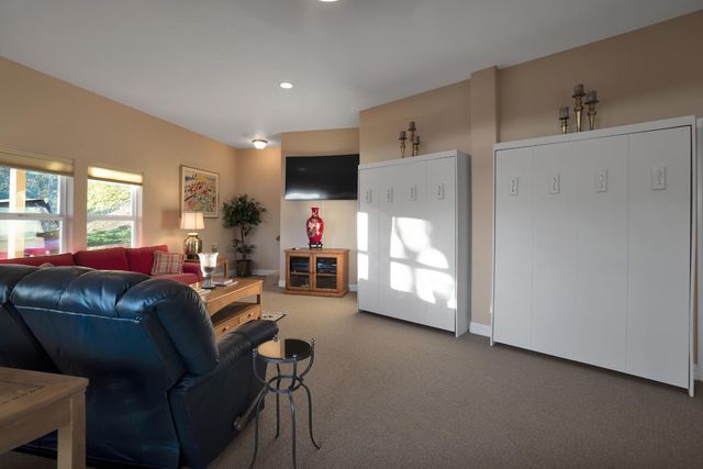 9830 Deer Hollow Trl, Browns Valley, CA 95918