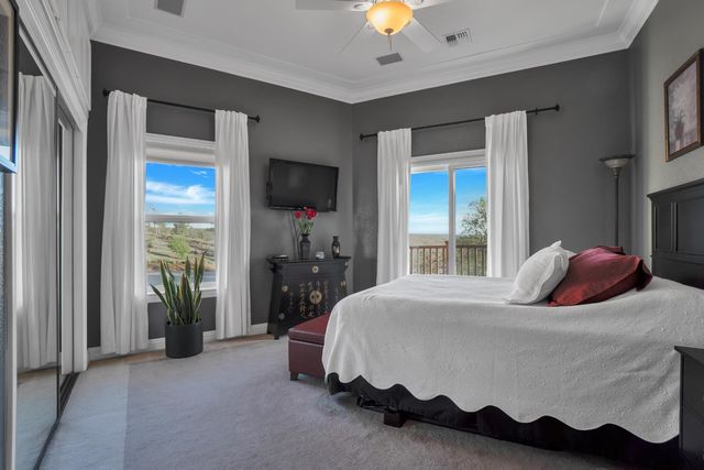 9830 Deer Hollow Trl, Browns Valley, CA 95918