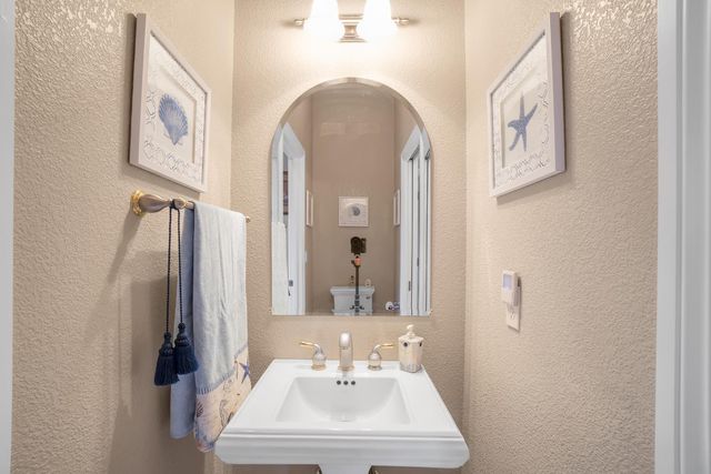 9830 Deer Hollow Trl, Browns Valley, CA 95918