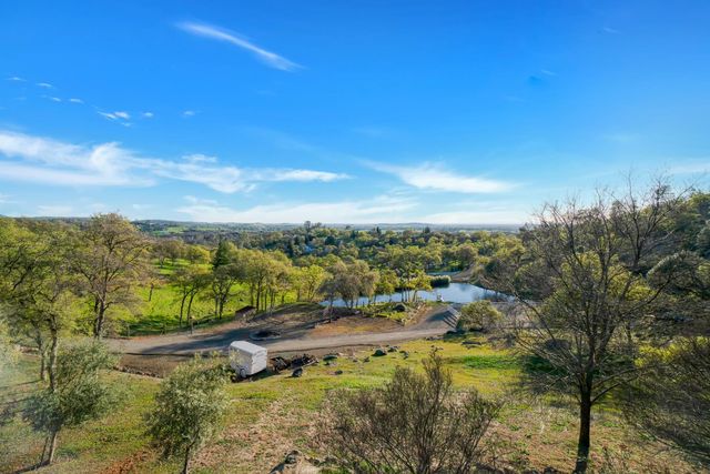 9830 Deer Hollow Trl, Browns Valley, CA 95918