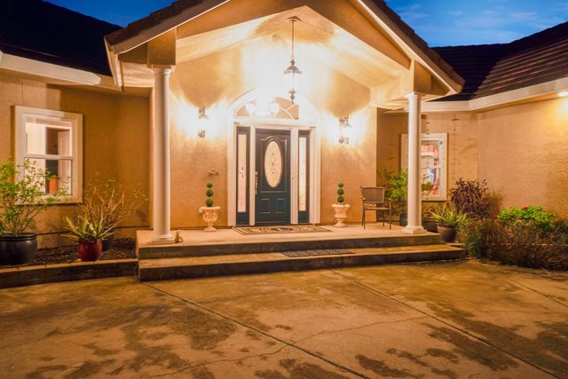 9830 Deer Hollow Trl, Browns Valley, CA 95918