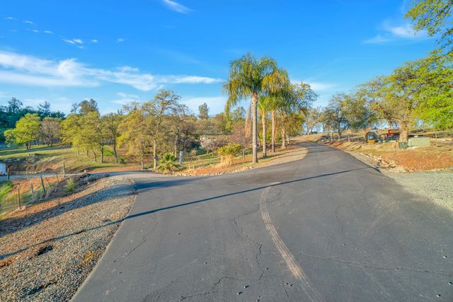 9830 Deer Hollow Trl, Browns Valley, CA 95918