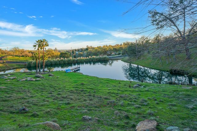 9830 Deer Hollow Trl, Browns Valley, CA 95918