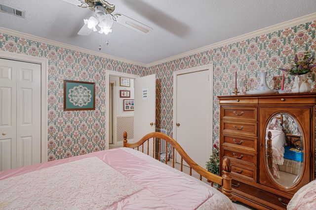 204 Oscar Bond Rd, Purvis, MS 39475