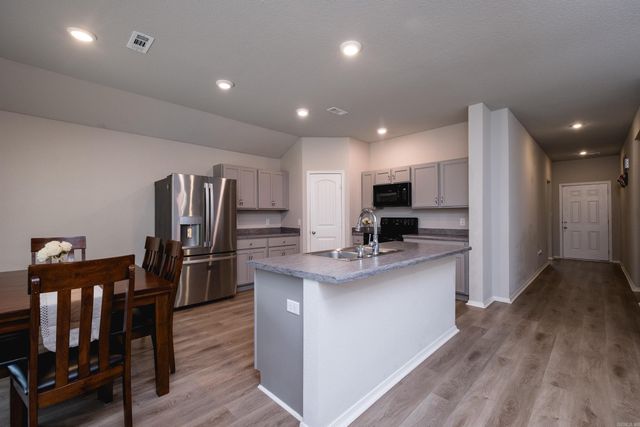 27 Curly Leaf Lane, Conway, AR 72032