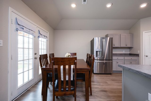 27 Curly Leaf Lane, Conway, AR 72032