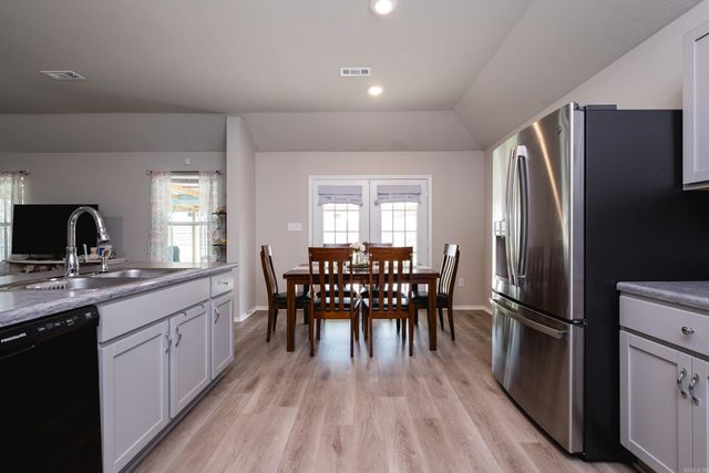27 Curly Leaf Lane, Conway, AR 72032