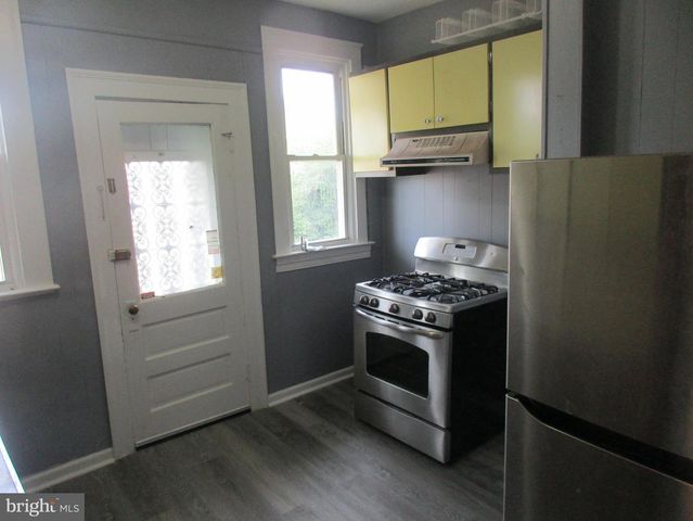 2805 OAKLEY AVE, Baltimore, MD 21215