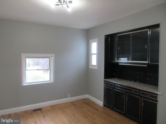 2805 OAKLEY AVE, Baltimore, MD 21215