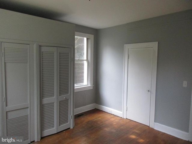 2805 OAKLEY AVE, Baltimore, MD 21215