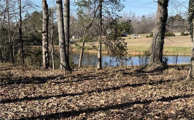 8413 Fairgrove Church Road, Browns Summit, NC 27214