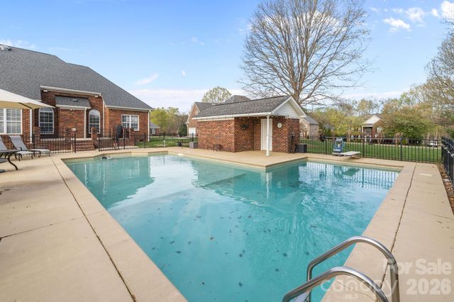 7407 Balintoy Lane, Matthews, NC 28104