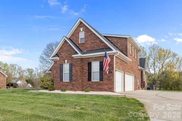 7407 Balintoy Lane, Matthews, NC 28104