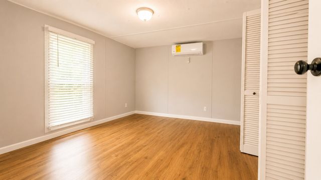 611 Sycamore Ln, La Vergne, TN 37086