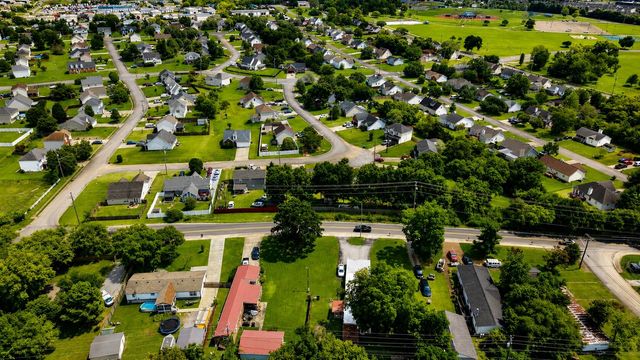 611 Sycamore Ln, La Vergne, TN 37086