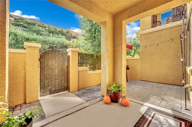 1525 Spiced Wine Avenue 12103, Henderson, NV 89074