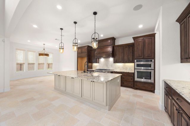 8551 Tombron Grove Road, Magnolia, TX 77354