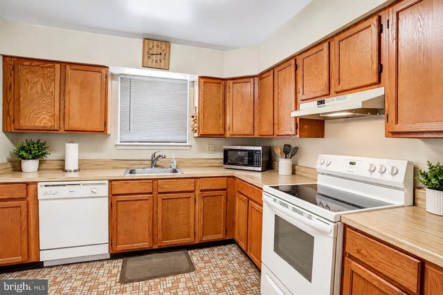 6861 SNOWBERRY CT, Frederick, MD 21703