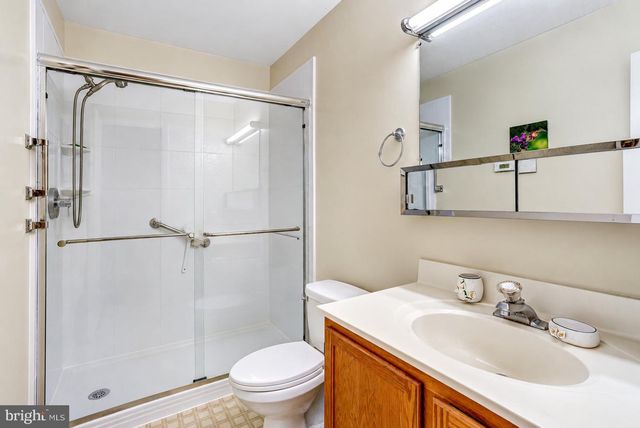 6861 SNOWBERRY CT, Frederick, MD 21703