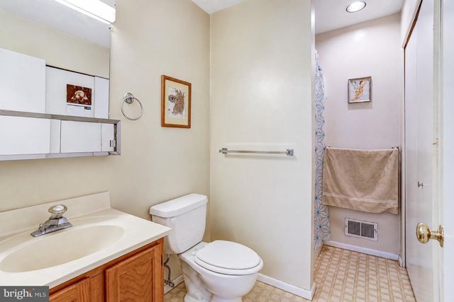 6861 SNOWBERRY CT, Frederick, MD 21703