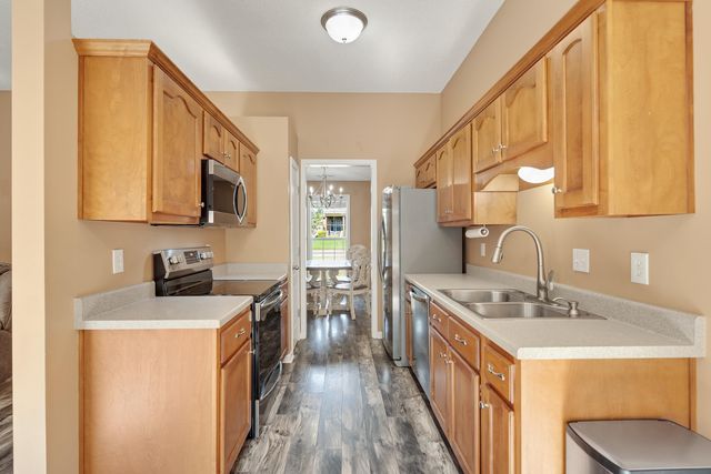 525 TATE DR, Oakland, TN 38060
