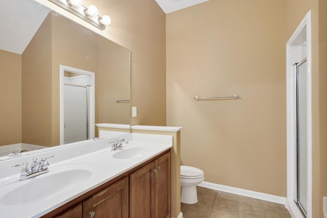 525 TATE DR, Oakland, TN 38060