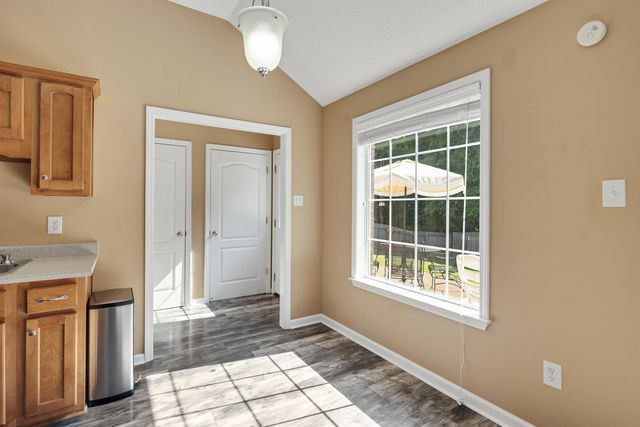 525 TATE DR, Oakland, TN 38060