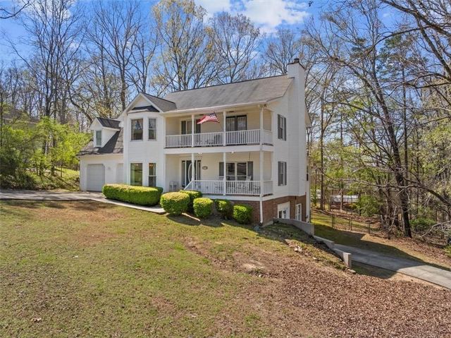 145 Thornwood Drive SE, Calhoun, GA 30701